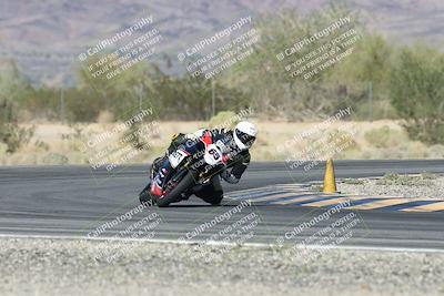 media/Oct-30-2025-Racers Edge (Thu) [[dabbdaf680]]/3-B Group/Session 5 (Turn 6)/